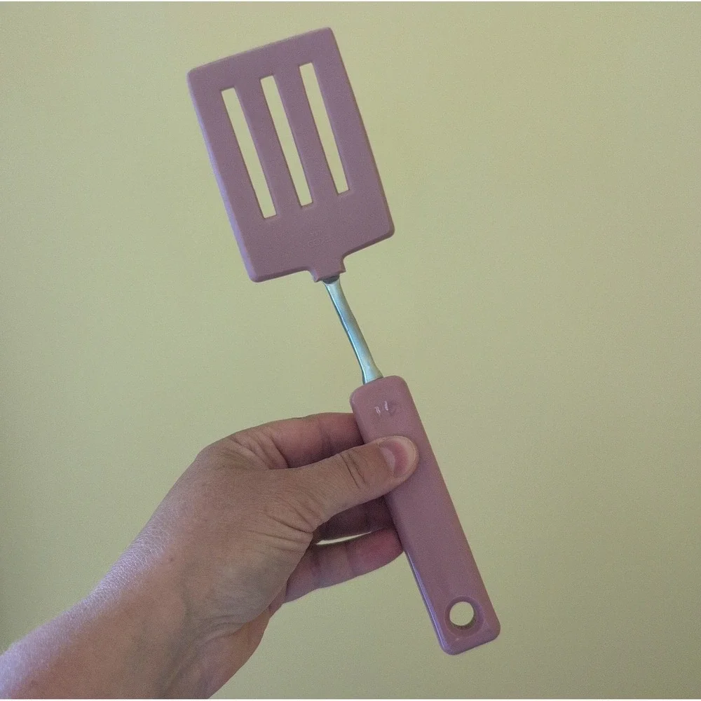 EKCO Spatula Slotted Pink Nylon Turner With Plastic Handle Vtg USA *Handle Melts